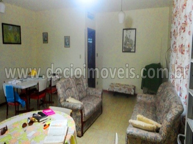 Casa à venda com 5 quartos, 345m² - Foto 2