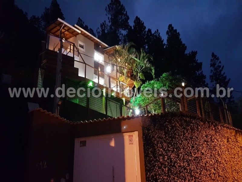 Sobrado à venda com 3 quartos, 300m² - Foto 2