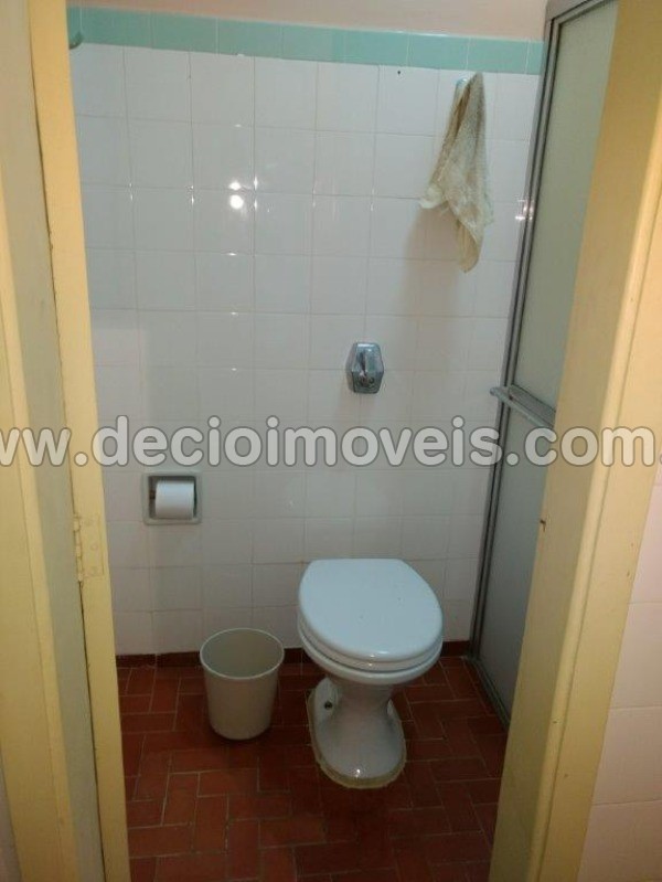 Casa à venda com 3 quartos, 200m² - Foto 11