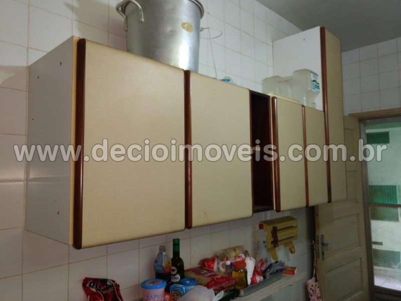 Casa à venda com 3 quartos, 200m² - Foto 12