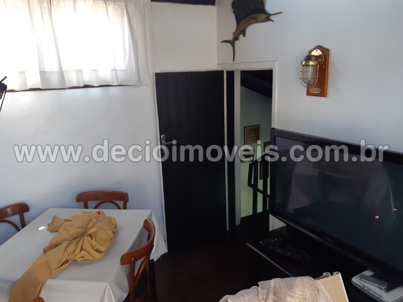 Apartamento à venda com 3 quartos, 190m² - Foto 4