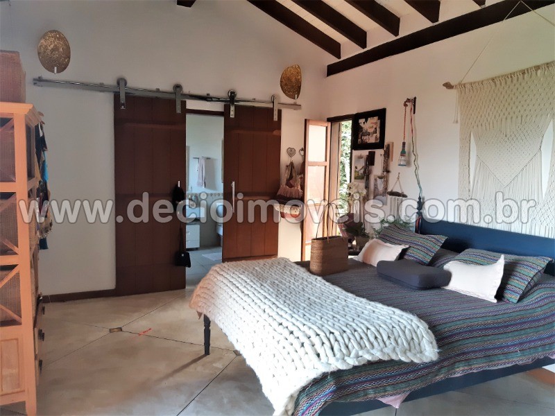 Casa à venda com 6 quartos, 450m² - Foto 25