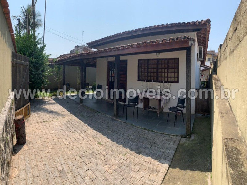 Casa à venda com 3 quartos, 148m² - Foto 14