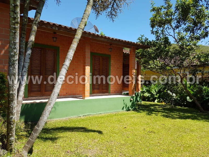 Casa à venda com 3 quartos, 205m² - Foto 8