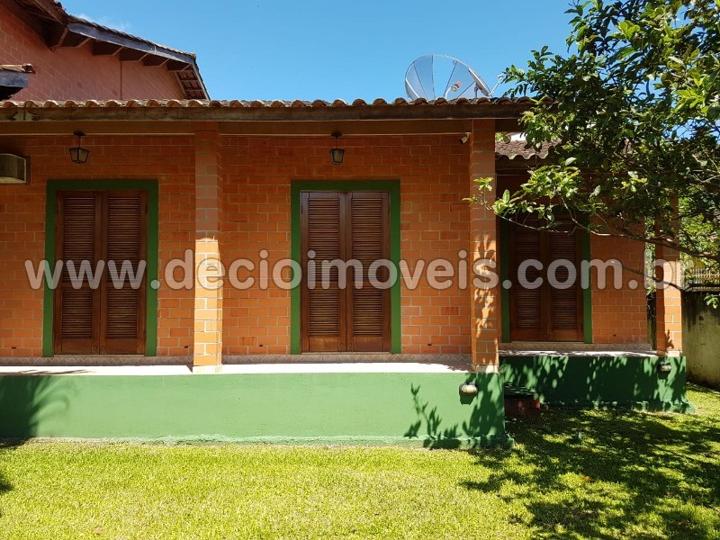 Casa à venda com 3 quartos, 205m² - Foto 11