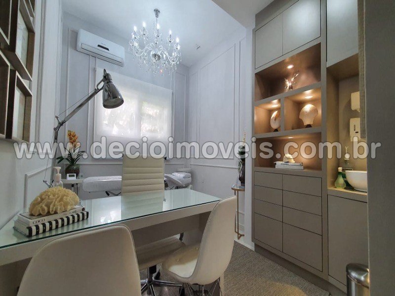 Casa à venda com 5 quartos, 312m² - Foto 4