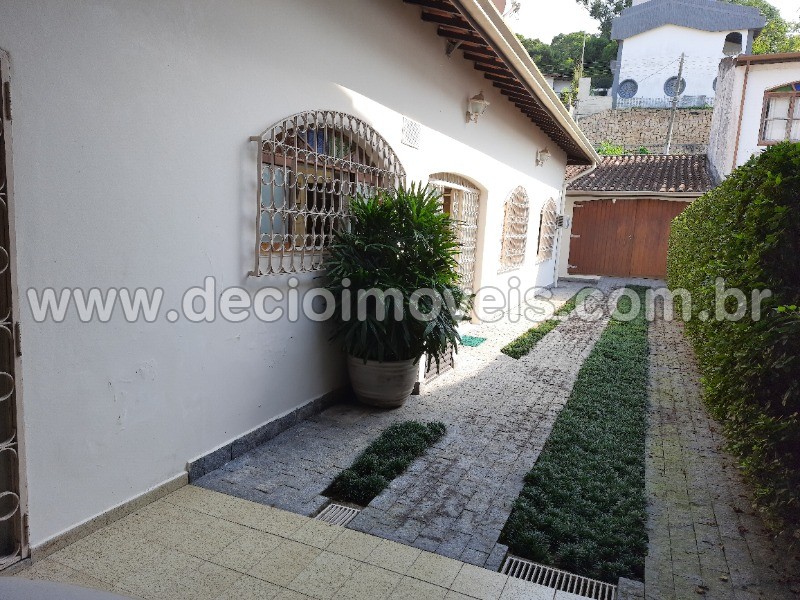 Casa à venda com 4 quartos, 389m² - Foto 4