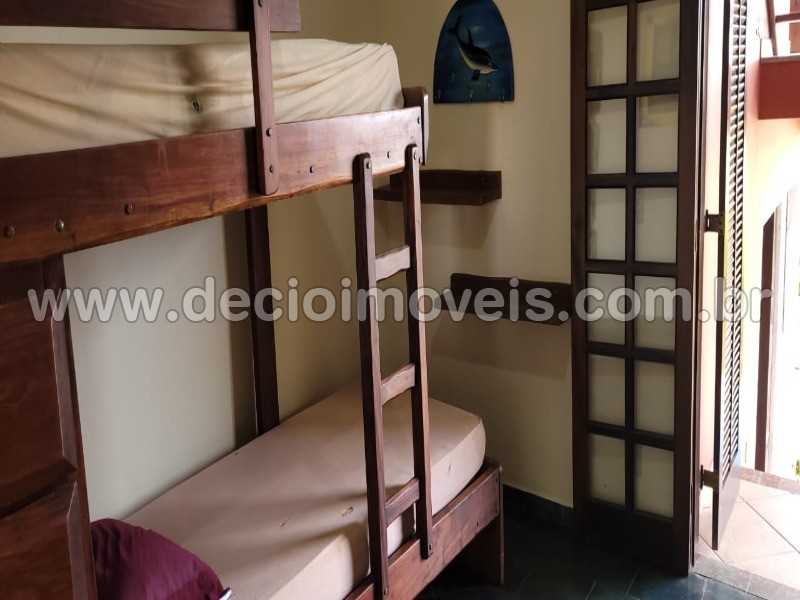 Casa de Condomínio à venda com 7 quartos, 400m² - Foto 31