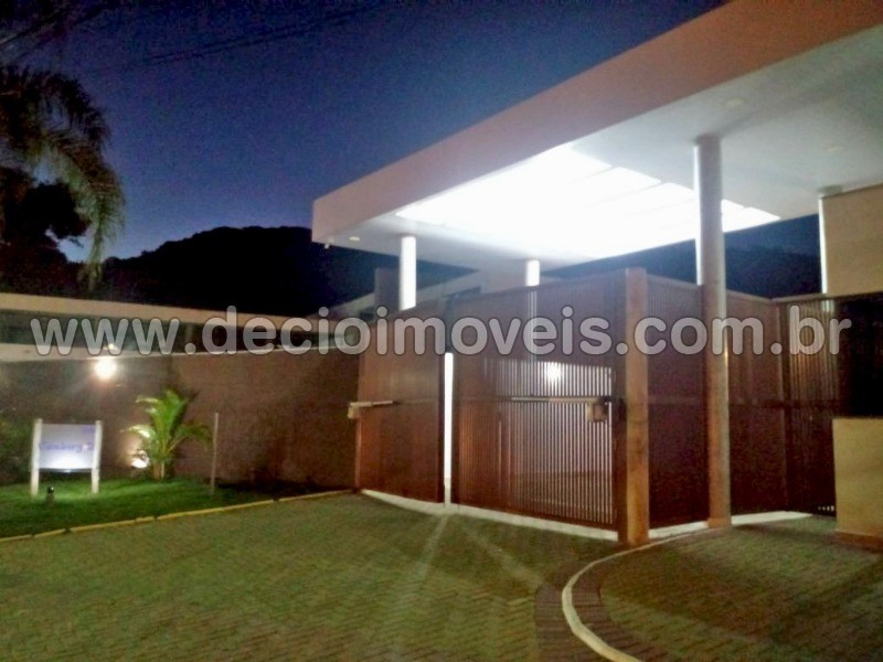 Casa de Condomínio à venda com 5 quartos, 178m² - Foto 13