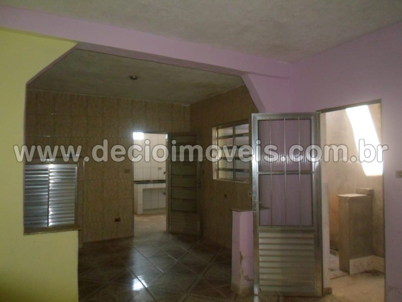 Casa à venda com 4 quartos, 238m² - Foto 27