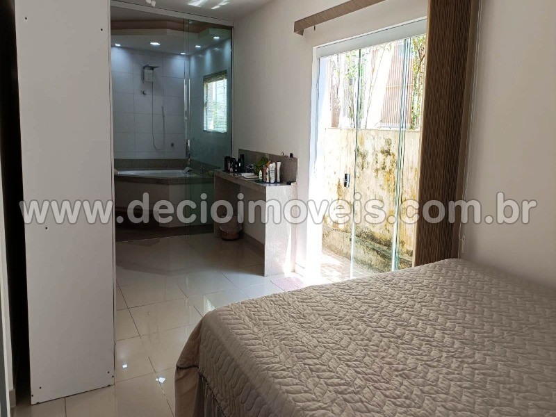 Casa à venda com 5 quartos, 600m² - Foto 12