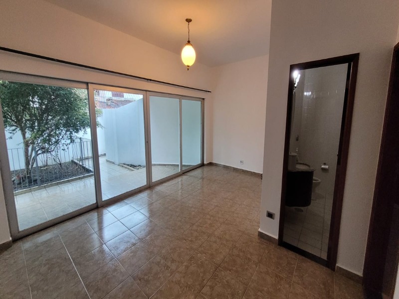 Casa à venda com 3 quartos, 387m² - Foto 2