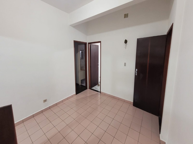 Casa à venda com 3 quartos, 387m² - Foto 18