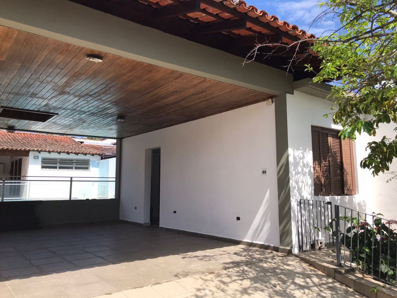 Casa à venda com 3 quartos, 387m² - Foto 4