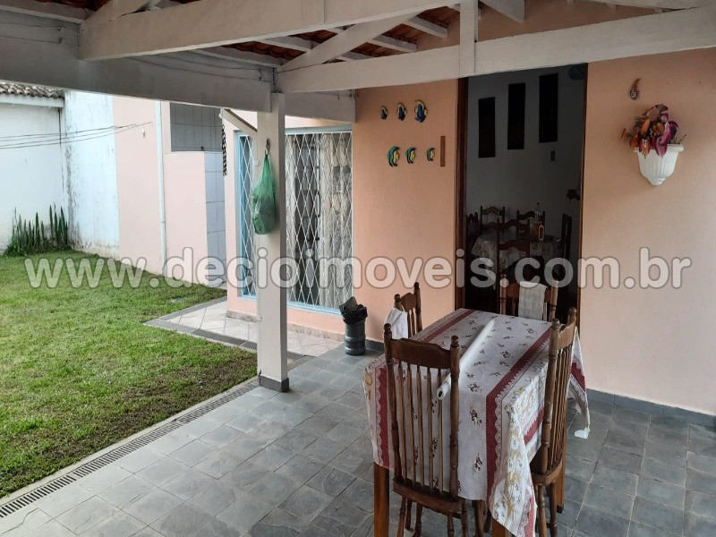 Casa à venda com 5 quartos, 182m² - Foto 14