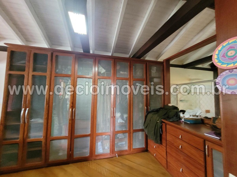 Casa de Condomínio à venda com 3 quartos, 990m² - Foto 16