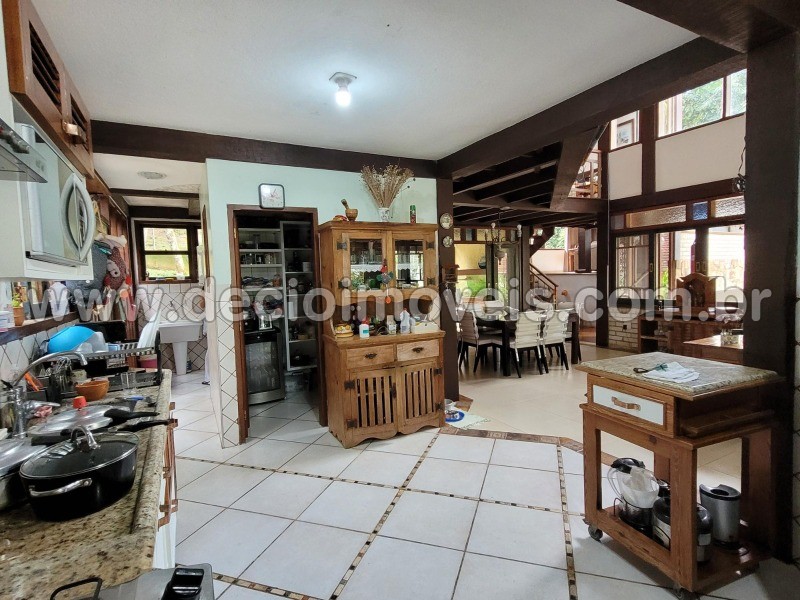 Casa de Condomínio à venda com 3 quartos, 990m² - Foto 7