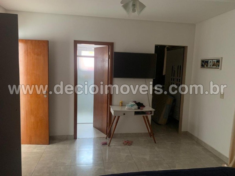 Sobrado à venda com 3 quartos, 195m² - Foto 3