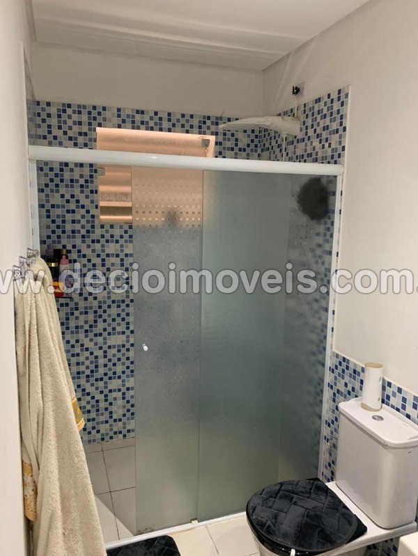 Sobrado à venda com 3 quartos, 195m² - Foto 2