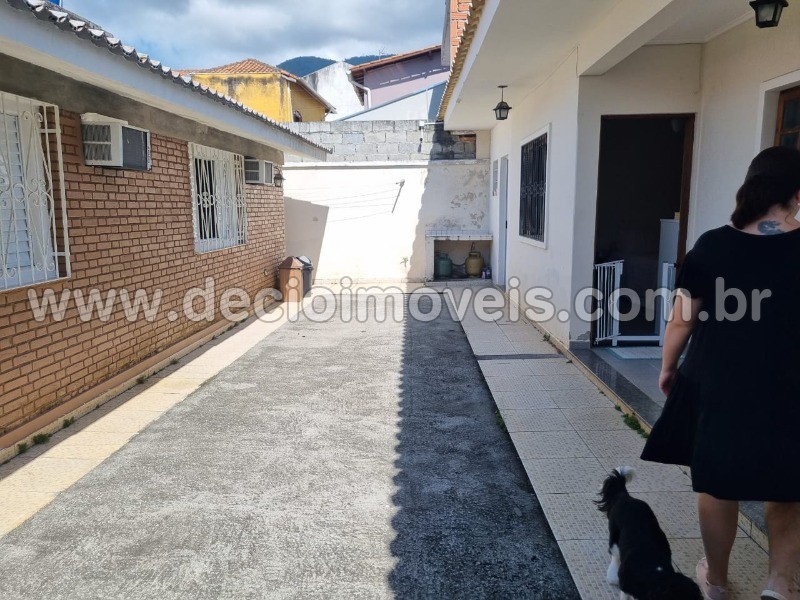 Casa à venda com 3 quartos, 129m² - Foto 5