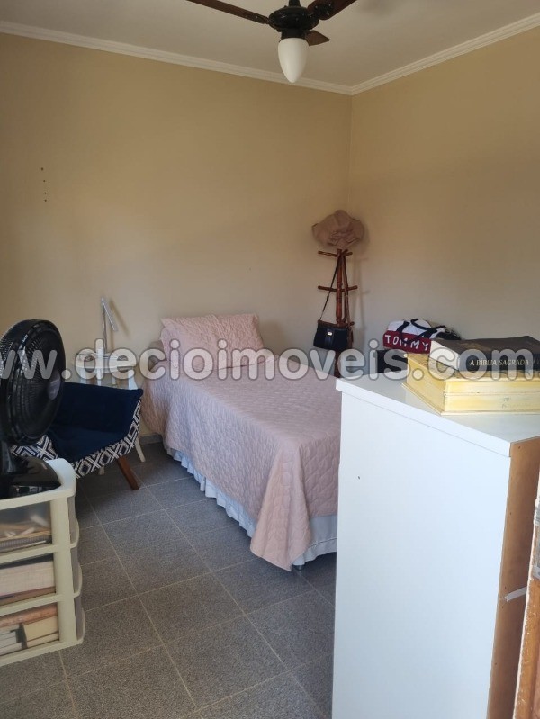 Casa à venda com 3 quartos, 129m² - Foto 4