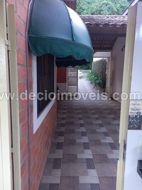 Casa à venda com 3 quartos, 250m² - Foto 15