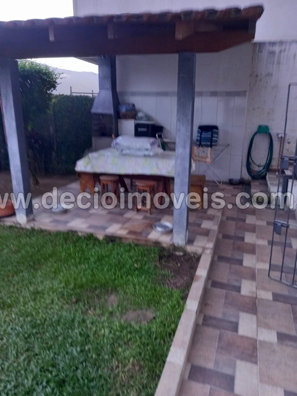 Casa à venda com 3 quartos, 250m² - Foto 12