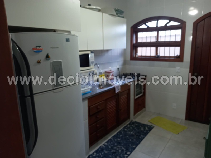 Casa à venda com 3 quartos, 250m² - Foto 7