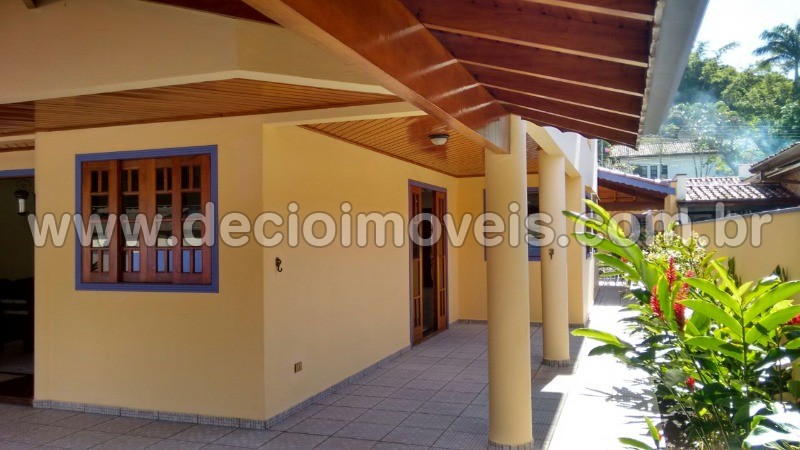 Sobrado à venda com 4 quartos, 450m² - Foto 2