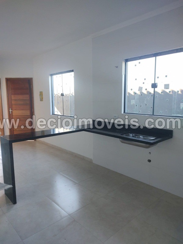 Casa à venda com 2 quartos, 55m² - Foto 14