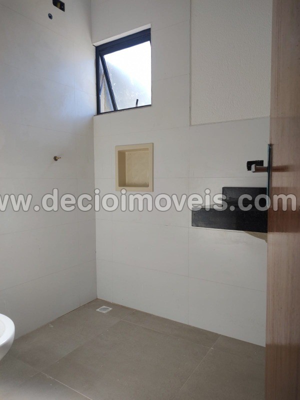 Casa à venda com 2 quartos, 55m² - Foto 6