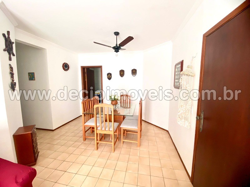 Apartamento à venda com 2 quartos, 67m² - Foto 4