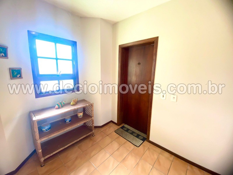 Apartamento à venda com 2 quartos, 67m² - Foto 2