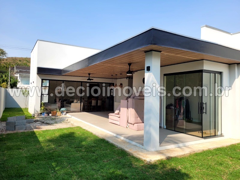 Casa à venda com 3 quartos, 168m² - Foto 11