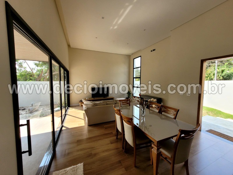 Casa à venda com 3 quartos, 168m² - Foto 15