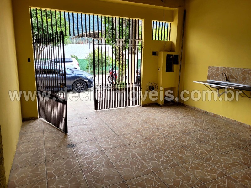 Casa para alugar com 4 quartos, 115m² - Foto 4