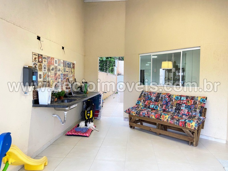 Sobrado à venda com 4 quartos, 186m² - Foto 2