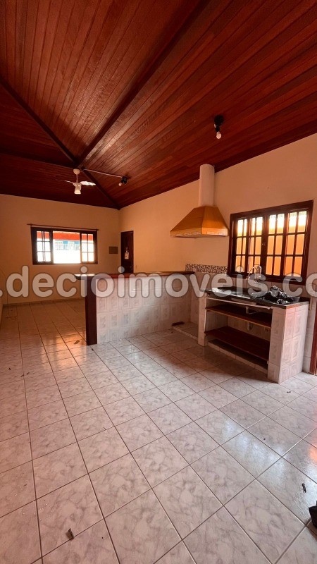 Casa à venda com 2 quartos, 76m² - Foto 8