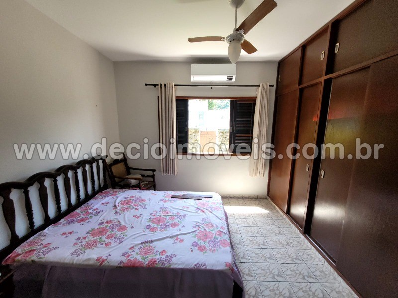 Casa à venda com 3 quartos, 169m² - Foto 12