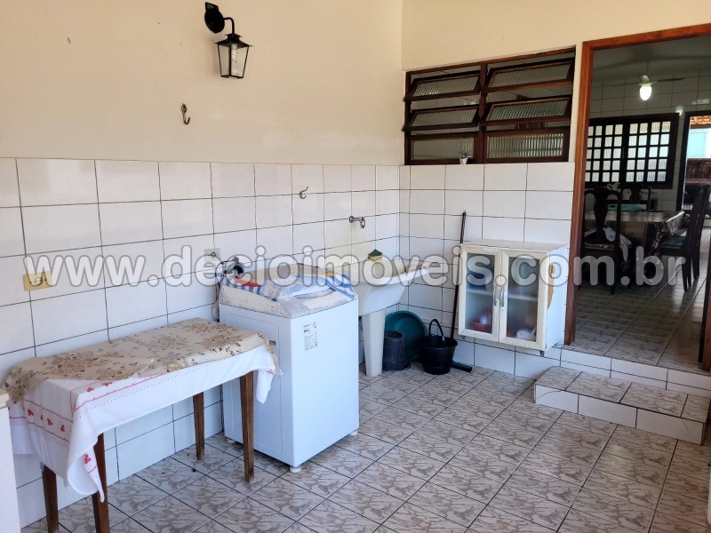 Casa à venda com 3 quartos, 169m² - Foto 14