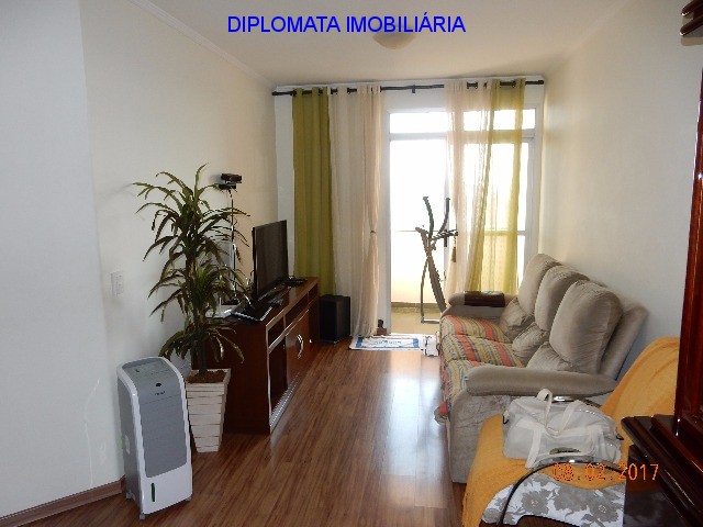 Apartamento à venda com 3 quartos, 80m² - Foto 6