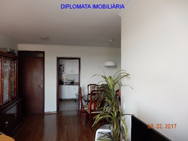 Apartamento à venda com 3 quartos, 80m² - Foto 11