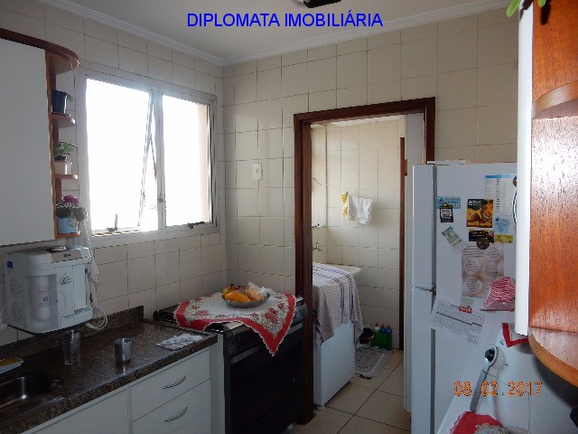 Apartamento à venda com 3 quartos, 80m² - Foto 12