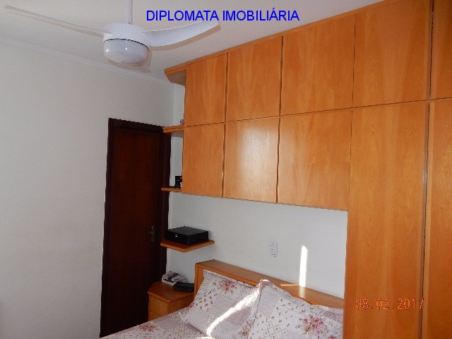 Apartamento à venda com 3 quartos, 80m² - Foto 17