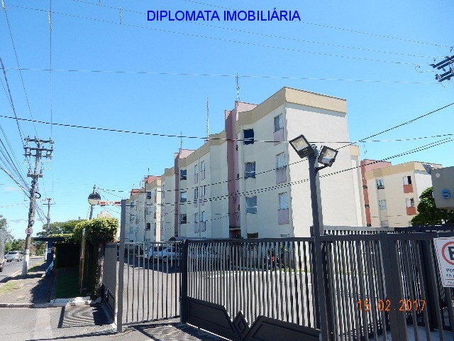 Apartamento à venda com 2 quartos, 50m² - Foto 2