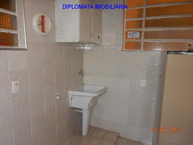 Apartamento à venda com 3 quartos, 85m² - Foto 11