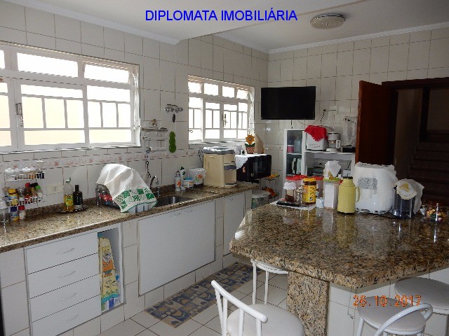 Sobrado à venda com 3 quartos, 600m² - Foto 13