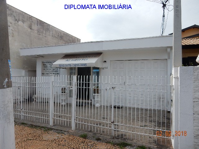 Casa à venda com 3 quartos, 300m² - Foto 5