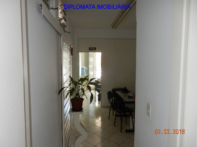 Casa à venda com 3 quartos, 300m² - Foto 12