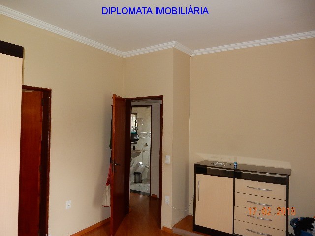 Casa à venda com 2 quartos, 490m² - Foto 16